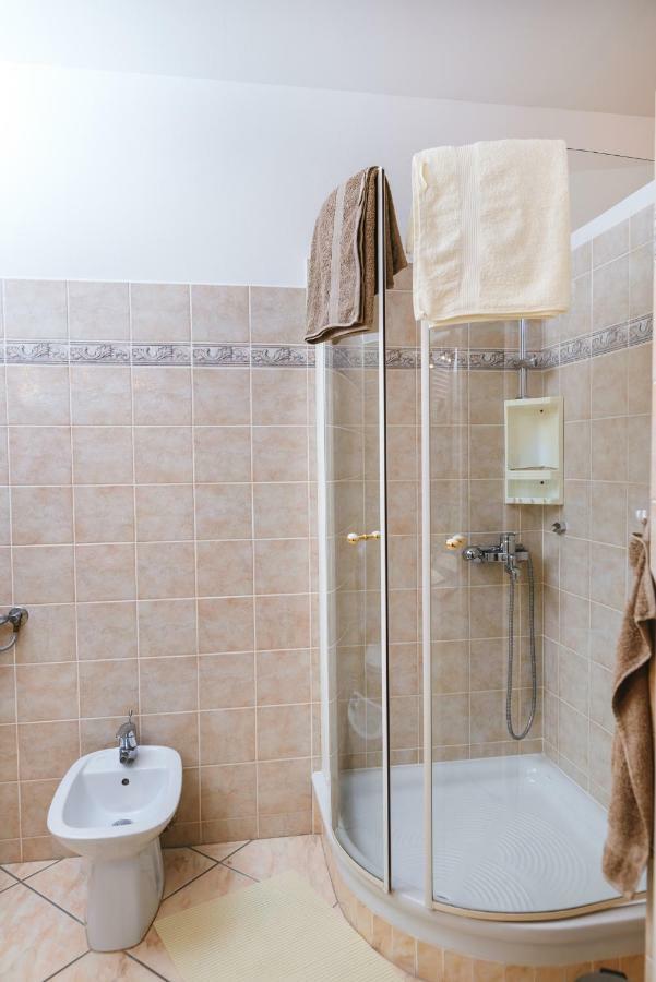Apartma Barbara 코페르 외부 사진